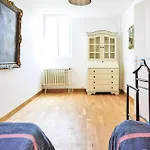 2 Bedroom Gorgeous In Holiday home Le Mesnil-Esnard